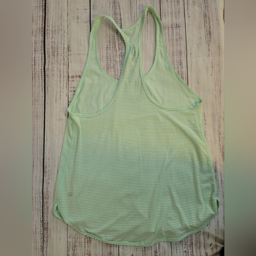 Lululemon S8 Scallop Tank top Green and Gray stripped - Picture 3 of 5